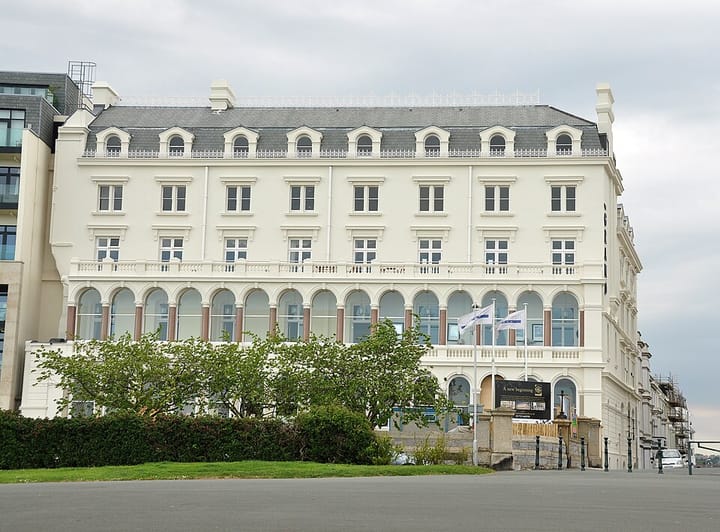 "Murder" in the former Grand Hotel, and a gun salute planned to welcome heroes
